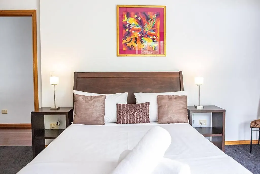 Four Mile Beach Retreat Port Douglas Villa