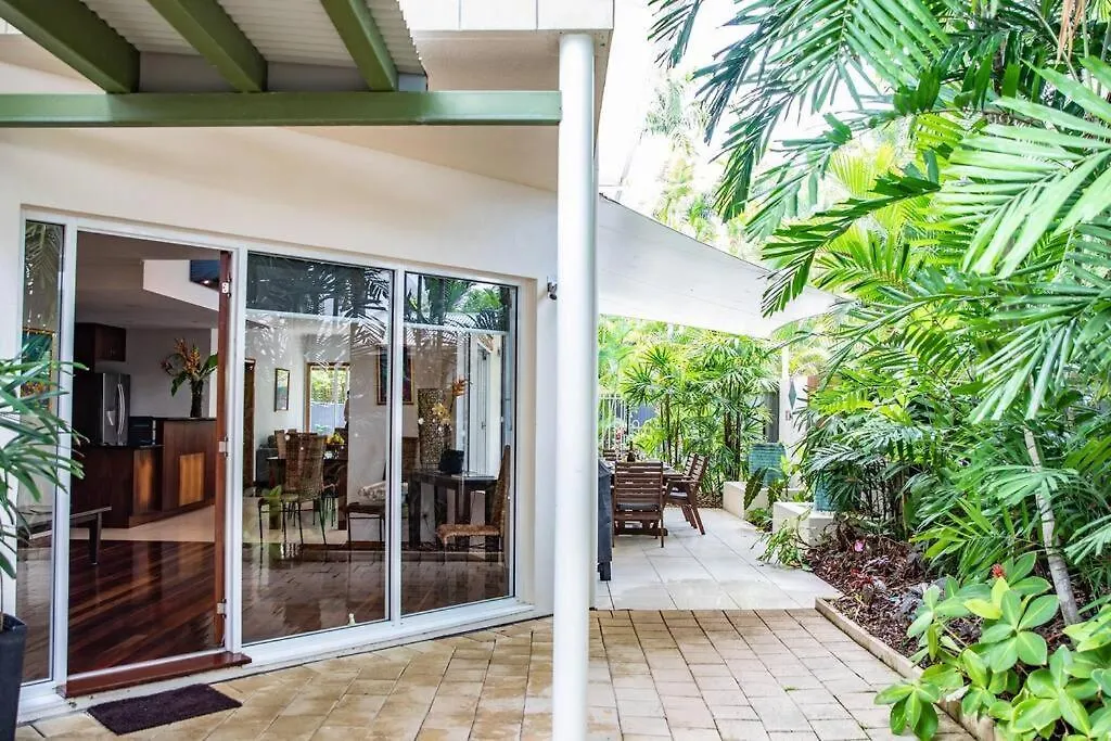 Four Mile Beach Retreat Port Douglas Villa