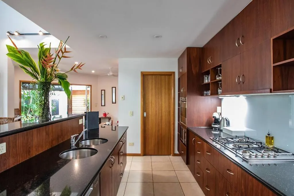 Four Mile Beach Retreat Port Douglas