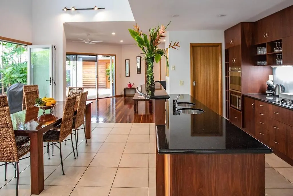 Four Mile Beach Retreat Port Douglas